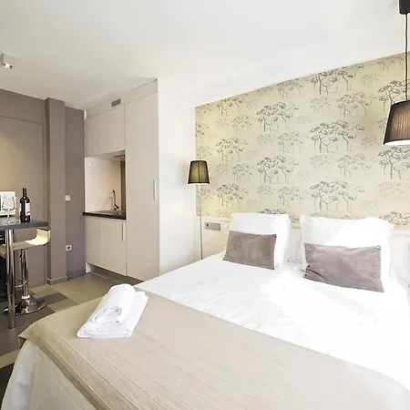 Aparthotel Fifteen Barcelona