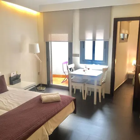 Aparthotel Fifteen Barcelona