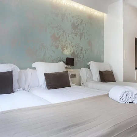 Aparthotel Fifteen 2*
